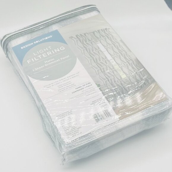 (1) Design Solutions Light Filtering Sheer Grommet Panel - Picture 7 of 7